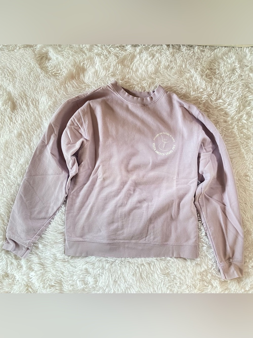 YAGP Women’s Lilac Sweatshirt, EUC, S